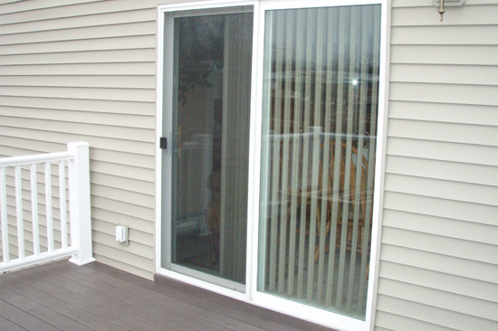 Lamont-screen-door-repair